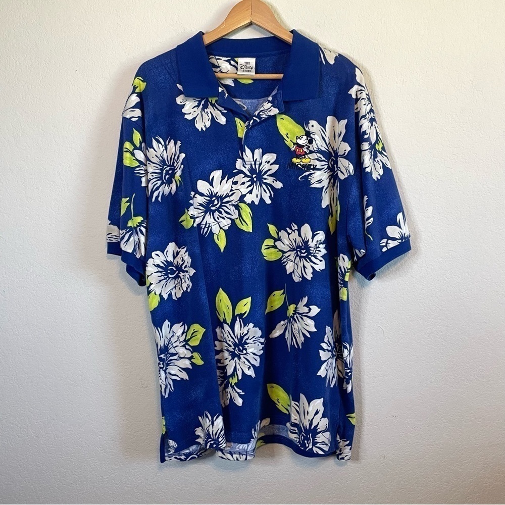 Vintage  Disney Store Blue Hawaiian Embroidered Mickey Polo Short Sleeve Shirt